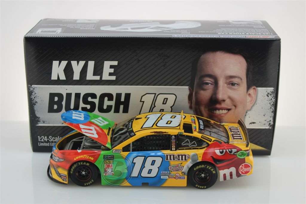 Kyle Busch 2019 M&M's 1:24 Nascar Diecast